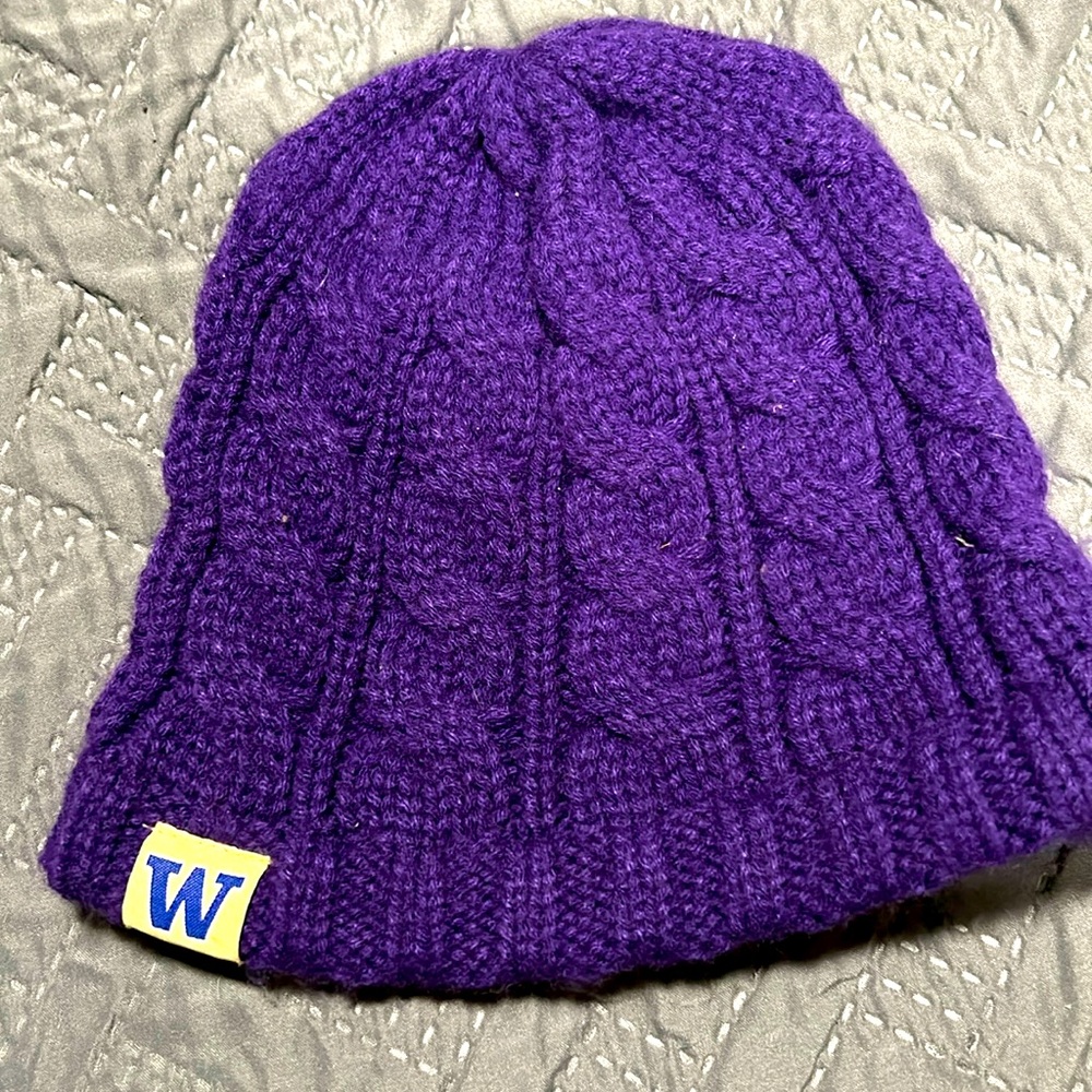 University of Washington Huskies Purple Knit Beanie Hat